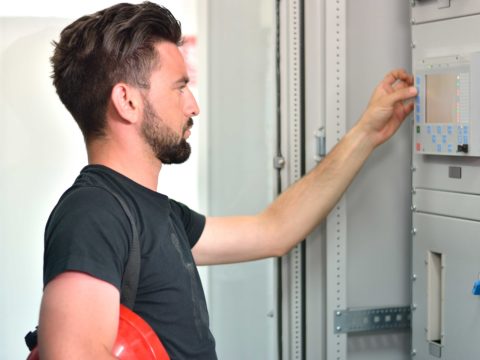 Bild © Brandschutzanlagen müssen regelmäßig überprüft werden.